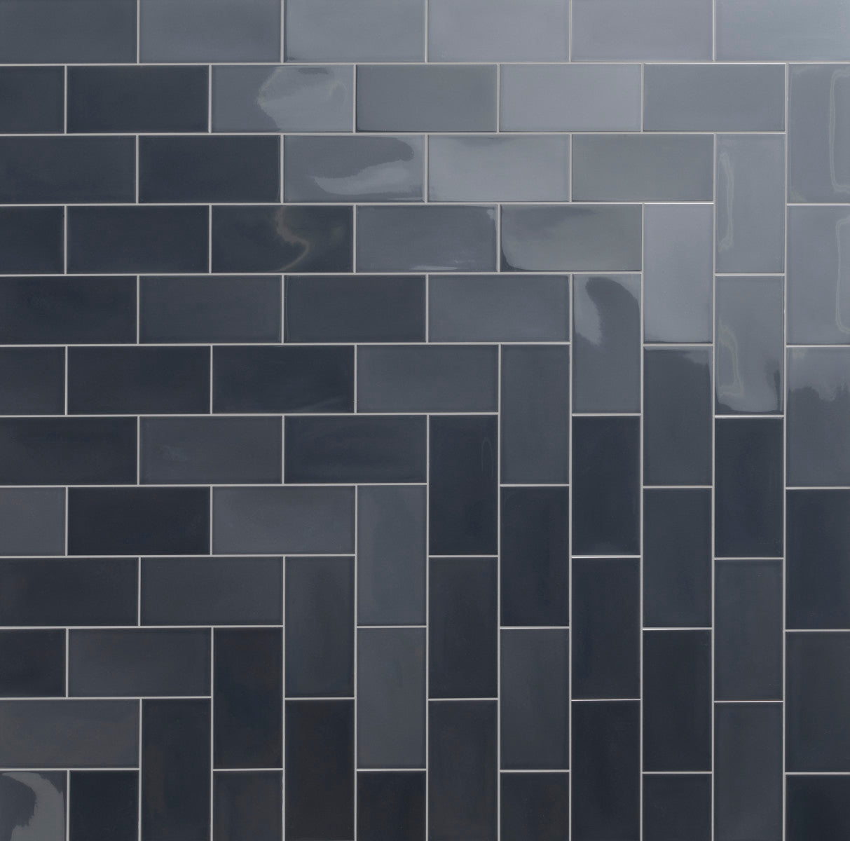 Classics Tide Charcoal Grey 4x8 Field Tile Gloss